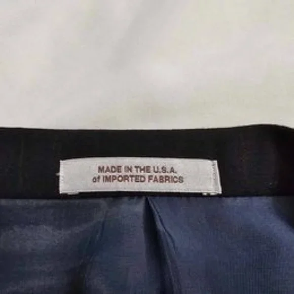 GREAT CHRISTMAS PRESENT! - HICKEY FREEMAN SUIT AT FRACTION OF RETAIL PRICE!